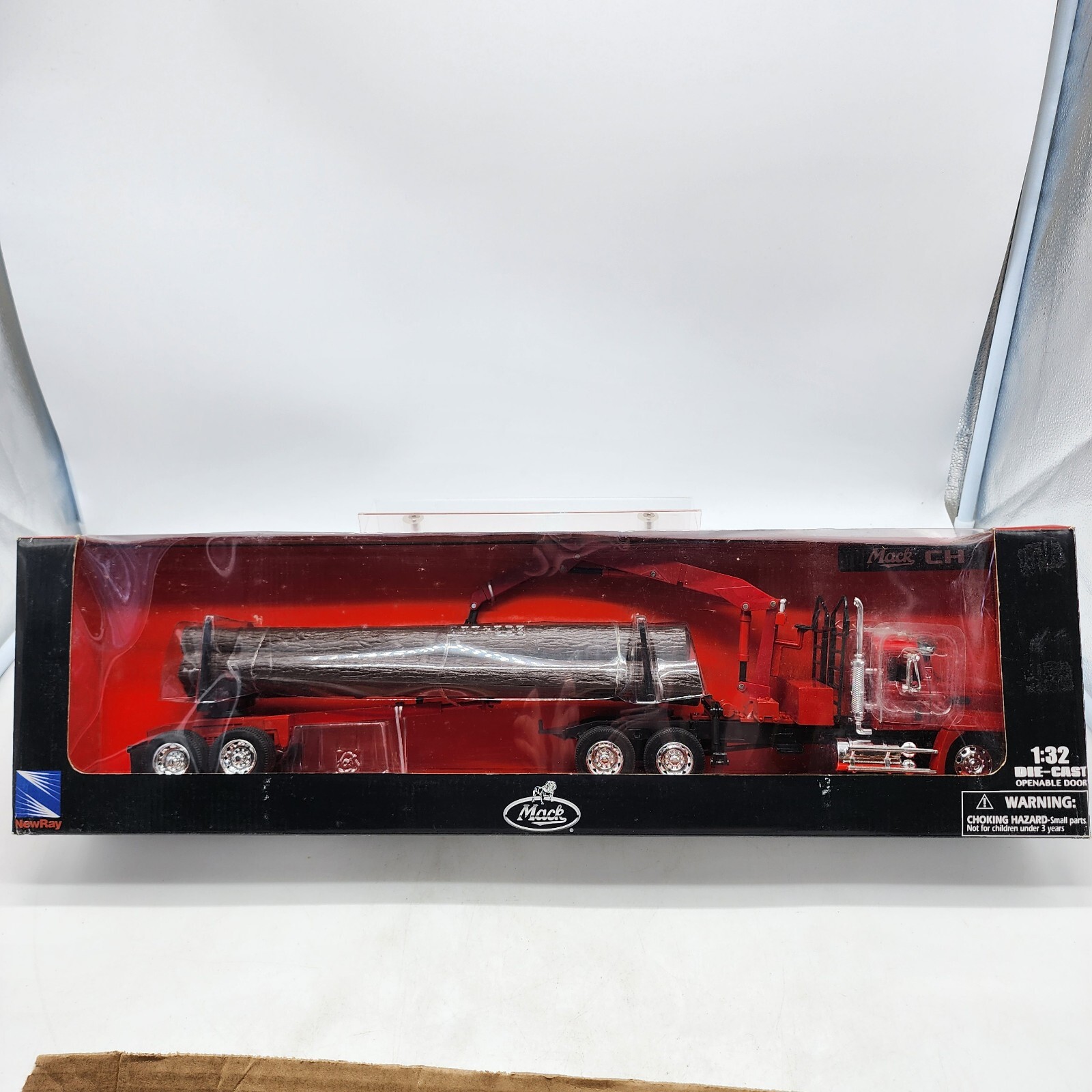New Ray Long Haul Trucker 1/32 Scale Log Hauler Trailer Mack CH Diecast Open Box