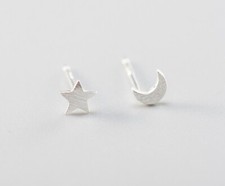 Tiny Moon Star 925 Sterling Silver Stud Earring Asymmetric Earrings Gift A3