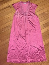 VTG Vanity Fair Pink Silky Satin Night Gown Size XS-Small USA MADE