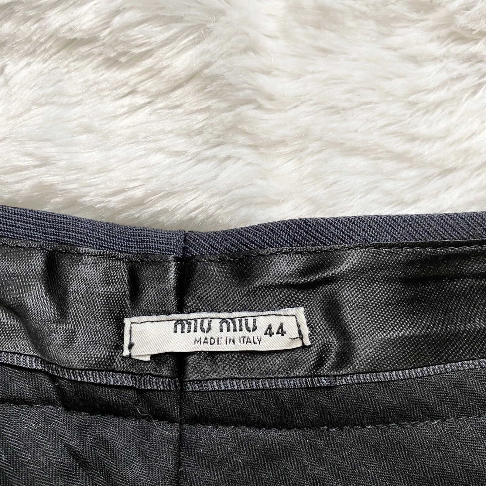 Pantaloni eleganti Miu Miu neri in twill taglia 44 US 8 lana gamba dritta classici senza tempo