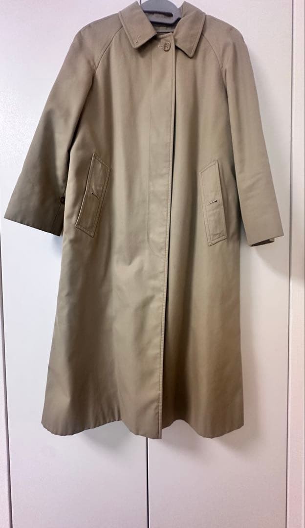 Burberry   Condition Old  Trench Coat thumbnail 5