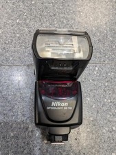 Nikon Speedlight SB-700 Shoe Mount Flash