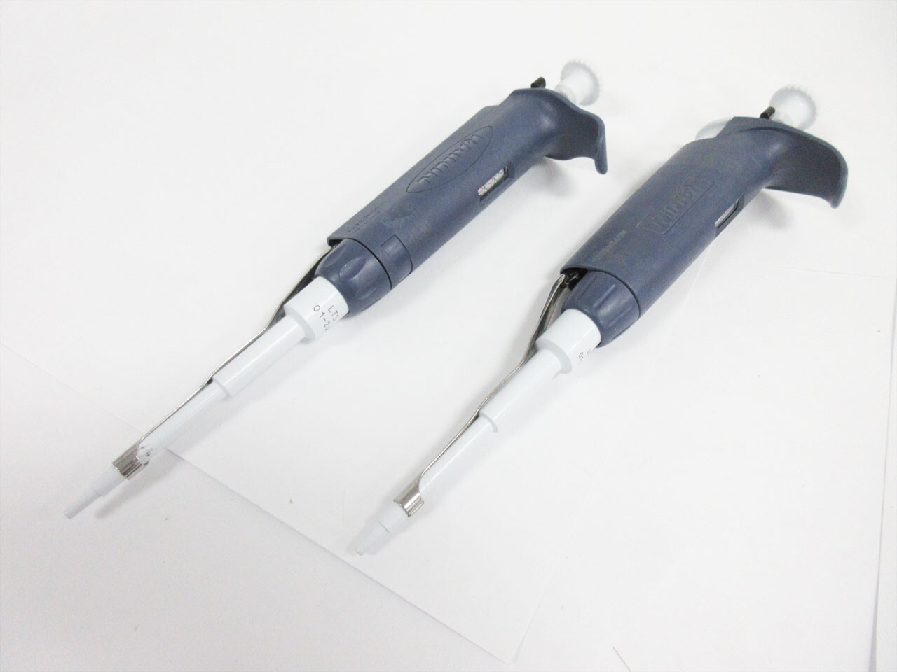 ONE RAININ PIPETLITE L2 1 CHANNEL PIPETTE LTS 0.1 2 uL WARRANTY