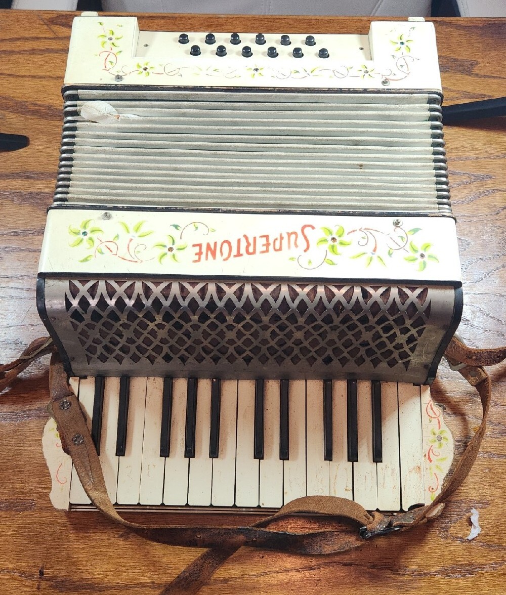Vintage German Supertone Accordian 12 Bass Keys | eBay