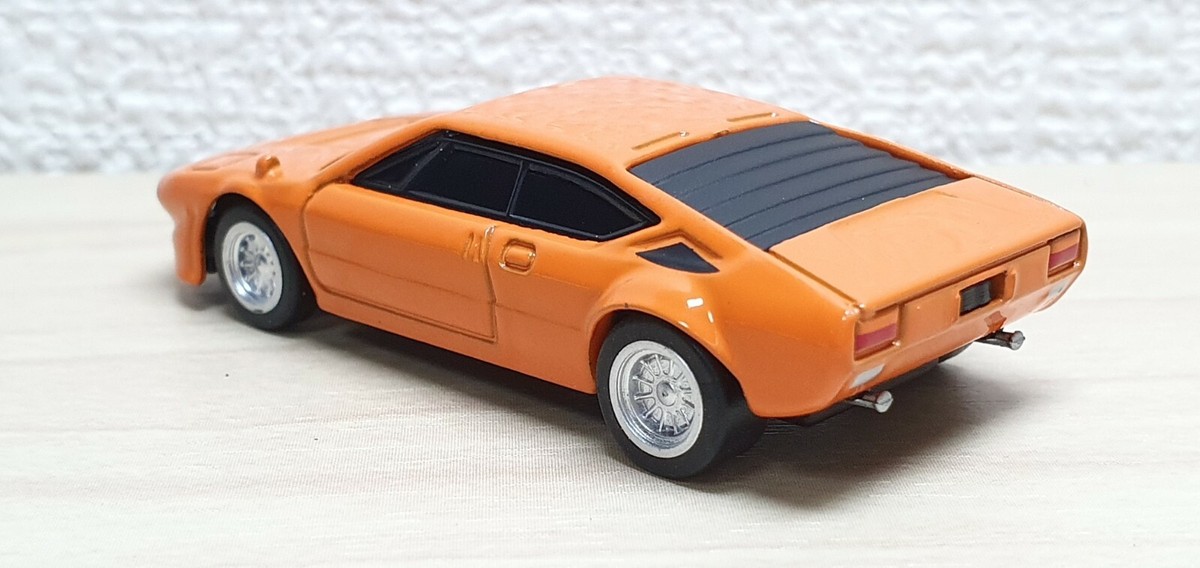 UCC Kyosho 1/72 LAMBORGHINI URRACO RALLY ORANGE diecast car model