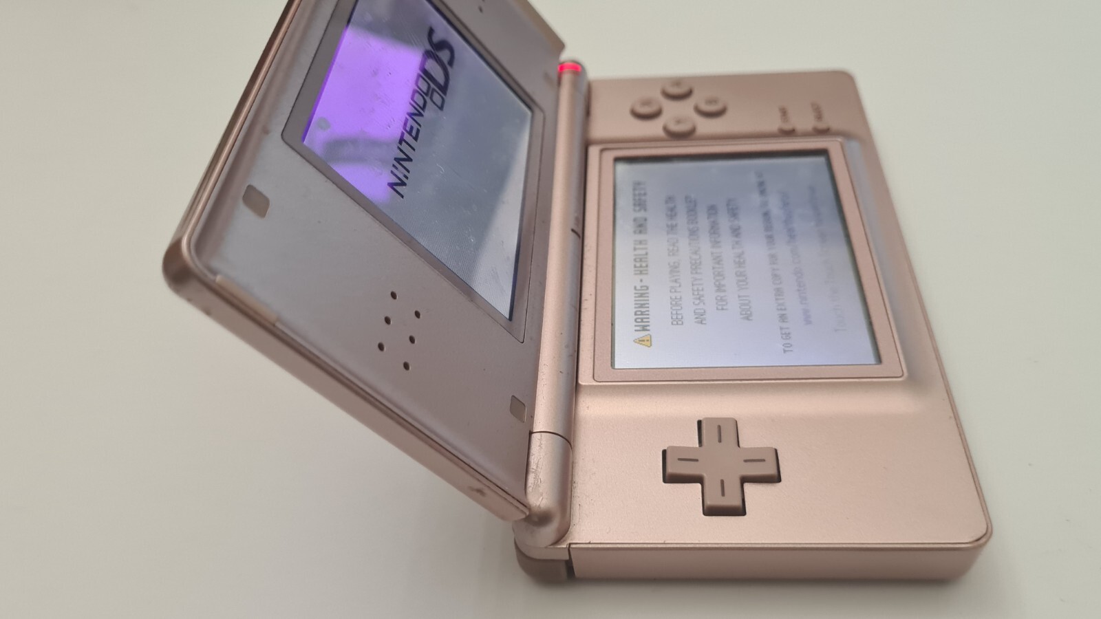 Nintendo DS Lite Handheld Console - Coral Pink