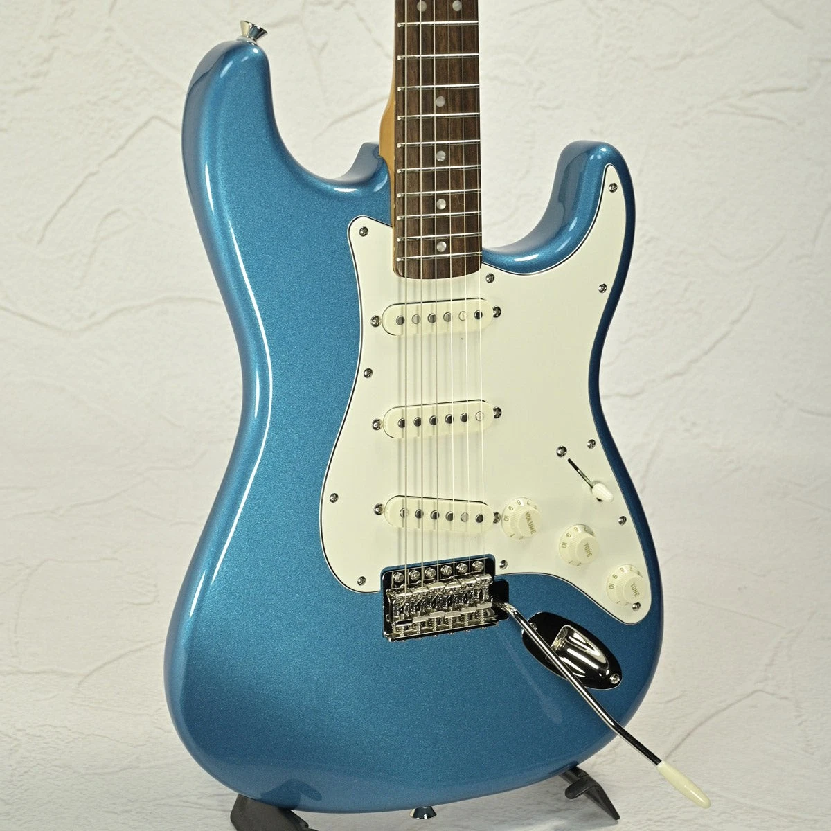 Squier Classic Vibe 60s Stratocaster for sale - eBay