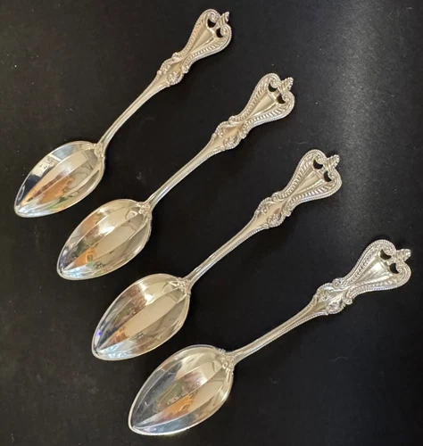 FOUR ANTIQUE TOWLE OLD COLONY (1894) STERLING SILVER FACETED TEASPOONS