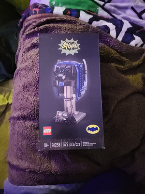 LEGO Super Heroes: Classic TV Series Batman Cowl (76238)