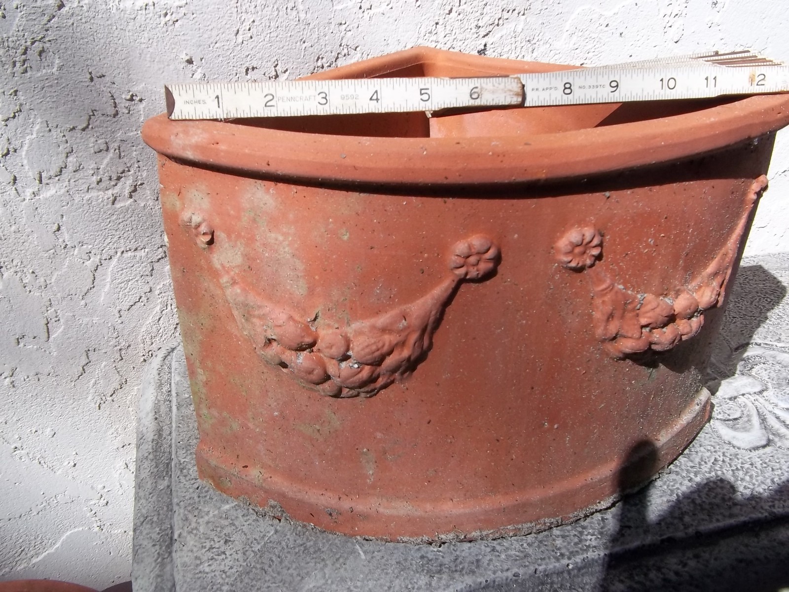  RARE Vintage Estate Italian Terra Cotta Corner Garland Planter  Large 13"Wx10"T