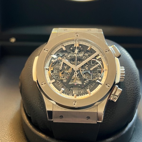 Hublot Classic Fusion AeroFusion Chronograph 525.NE.0127.LR