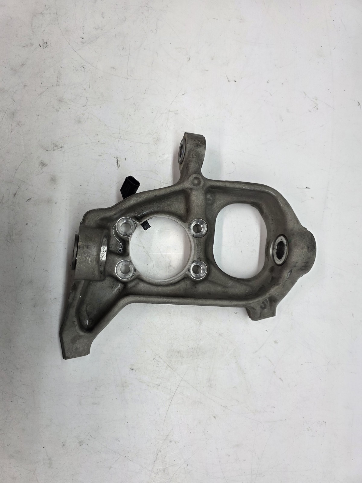 LAMBORGHINI AVENTADOR 740 750 770 FRONT LEFT HUB STEERING KNUCKLE OEM 470407245E