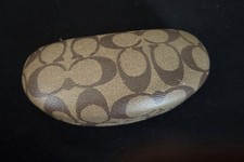 Coach Signature Tan Brown Hard Clam Shell Eye Glasses Sunglasses Case