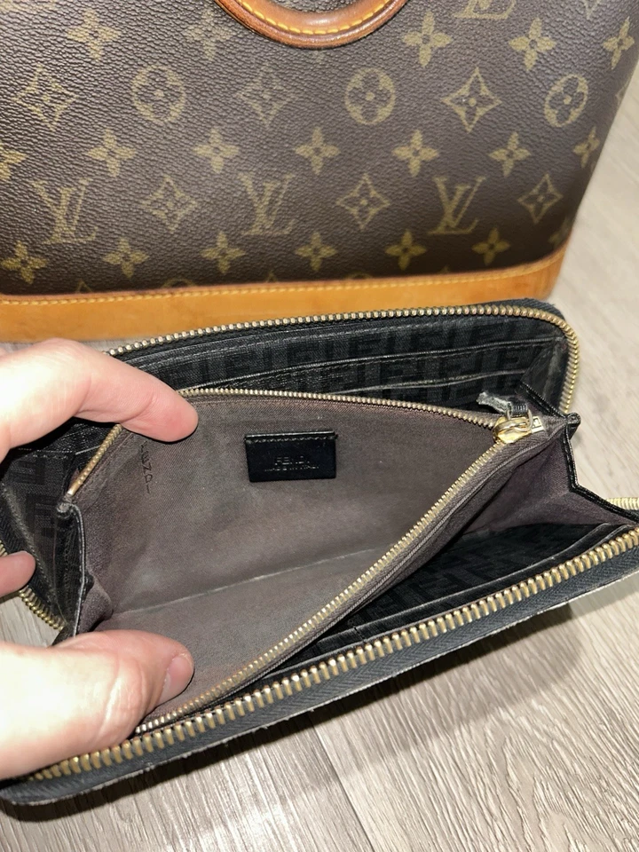 Fendi Rare Black Monogram Zippy Wallet Authentic - Image 4 of 4