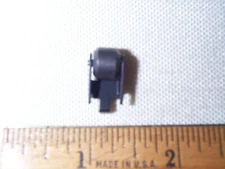 Lionel 2026 (1951 Ver) 2036 2037 2036-122 Collector / Roller & Brkt Assembly NOS