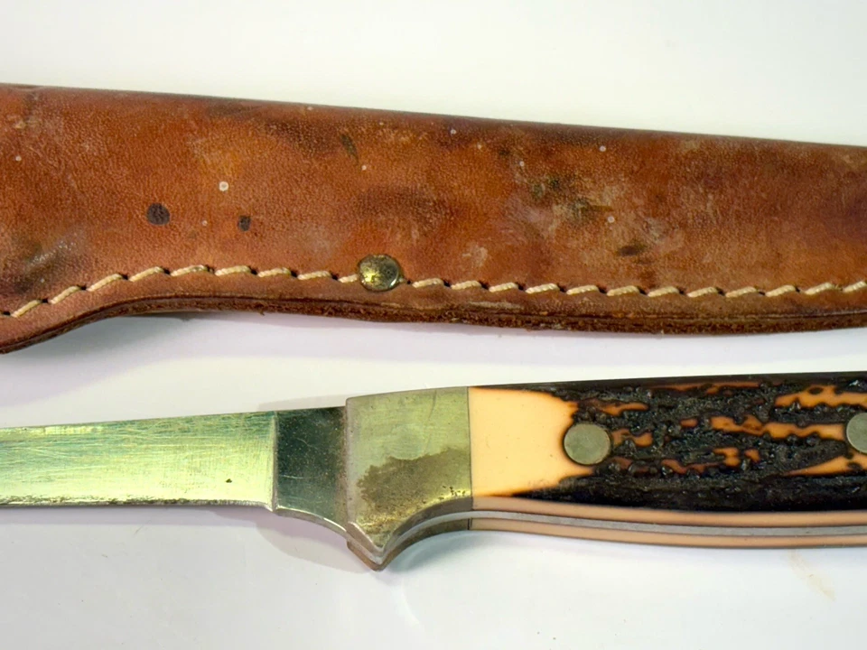 Schrade + USA 168 Uncle Henry Knife 10 Inch Length with 5" Fixed Blade Walleye - Image 3 of 4