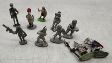 Lot of Fantasy Miniatures 1977 Ral Partha Lead 1980 S  1983 Grenadier etc