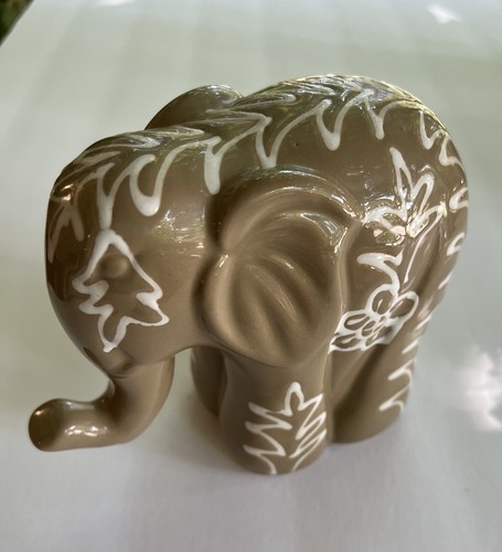 Ceramic Elephant White Designs on Brown Figurine Trunk Down Luck 5" x 5" - Picture 9 of 9