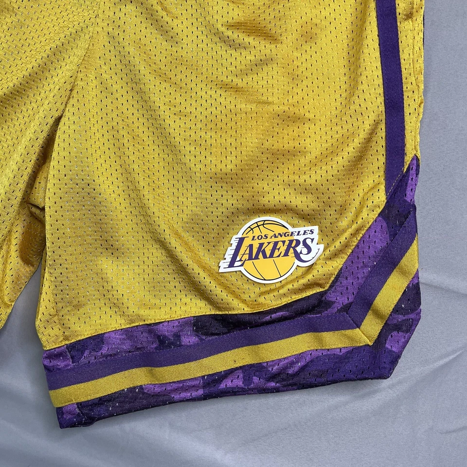 Pantalones Cortos de Baloncesto Pink Dolphin X Lakers Para Hombre Pequeños ~27” Dorado Púrpura Camuflados Foto 3 de 4