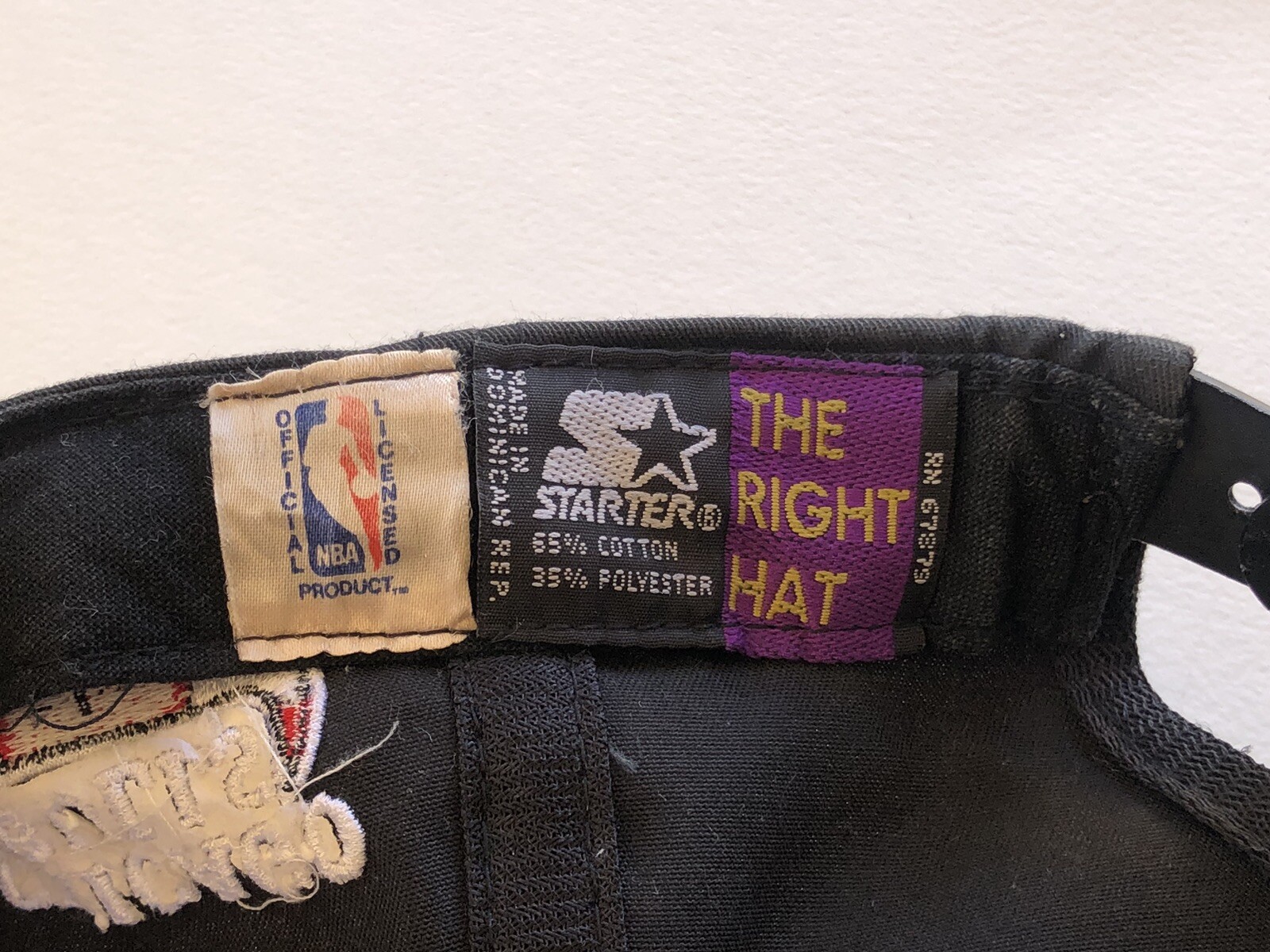 Vintage Lot  CHICAGO BULLS #33 Scottie Pippen Starter Cap 90s & Bulls Adidas thumbnail 10