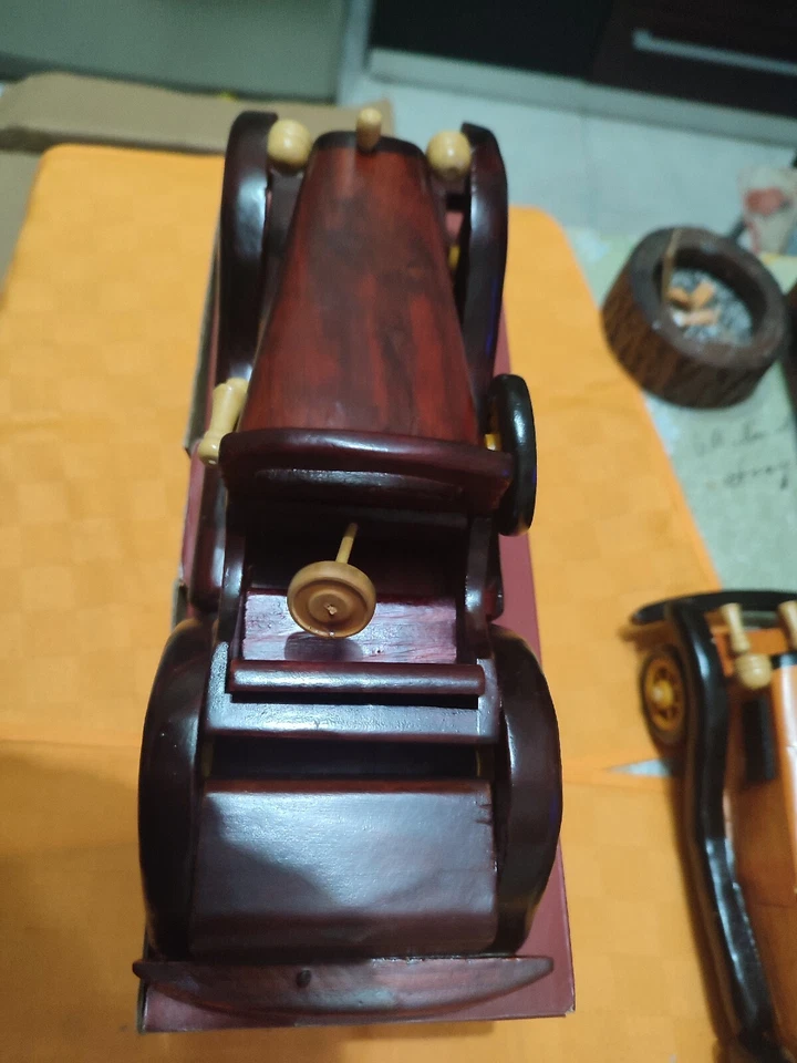 Modellino auto d'epoca in legno fatto a mano nuova Con Scatola - Immagine 3 di 4