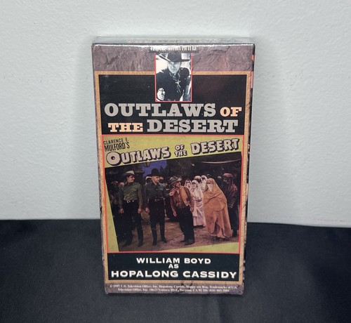 Outlaws of the Desert 1941 VHS 1997 Western William Boyd as Hopalong Cassidy NEW - Picture 1 of 10
