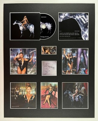 BEYONCE - Signed Autographed - RENAISSANCE - Display Super Deluxe