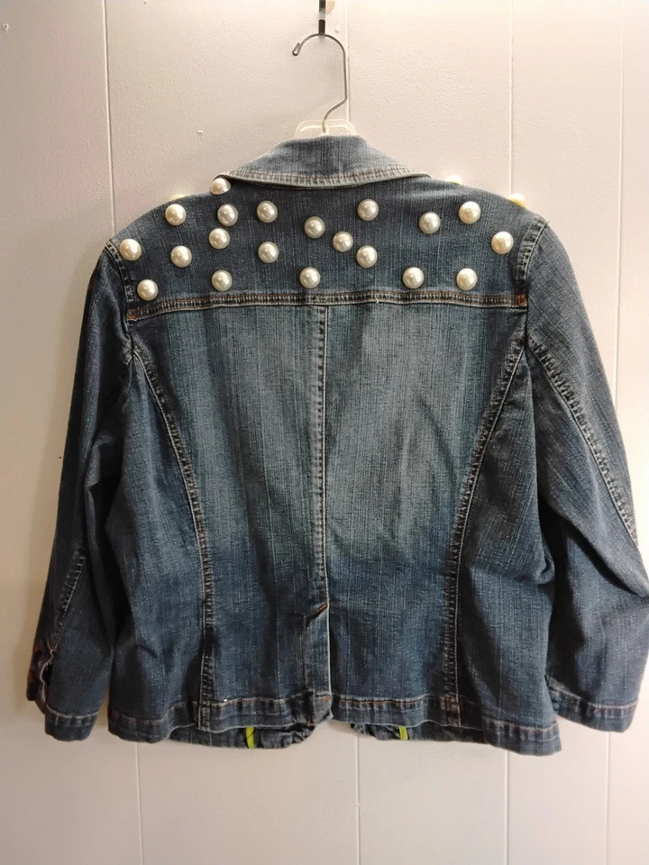 Mixit  upcycled Stretch Denim Jacket Size Large - Image 3 of 3