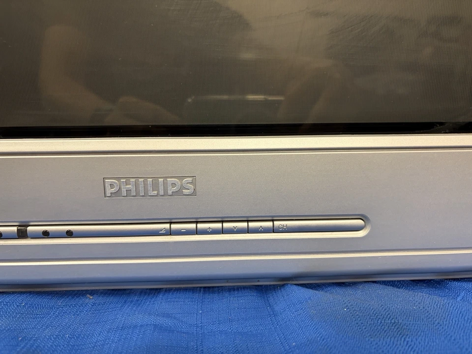 Philips 21PT5006/79 52cm CRT TV Retro Gaming Television YPbPr Vintage - image 3 of 4