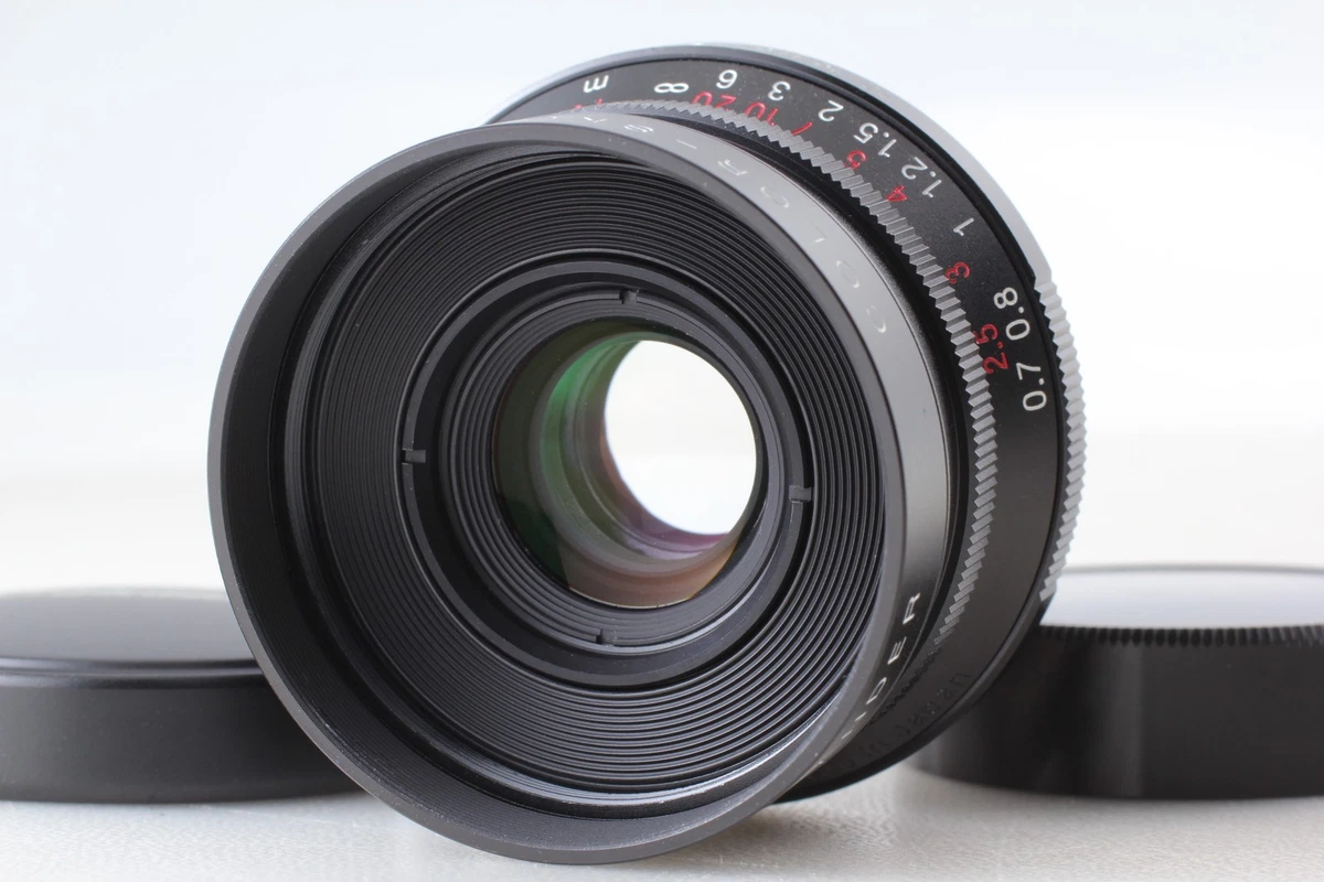 Voigtländer Camera Lenses 35mm Focal f/2.5 Maximum Aperture for