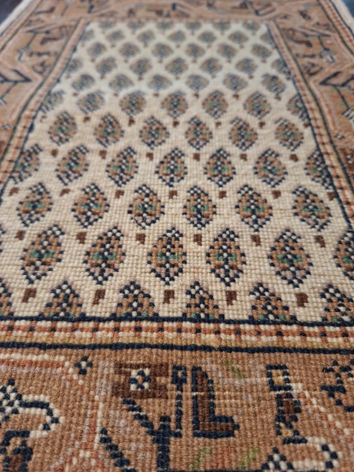 hand knotted wool rug - Image 3 of 3