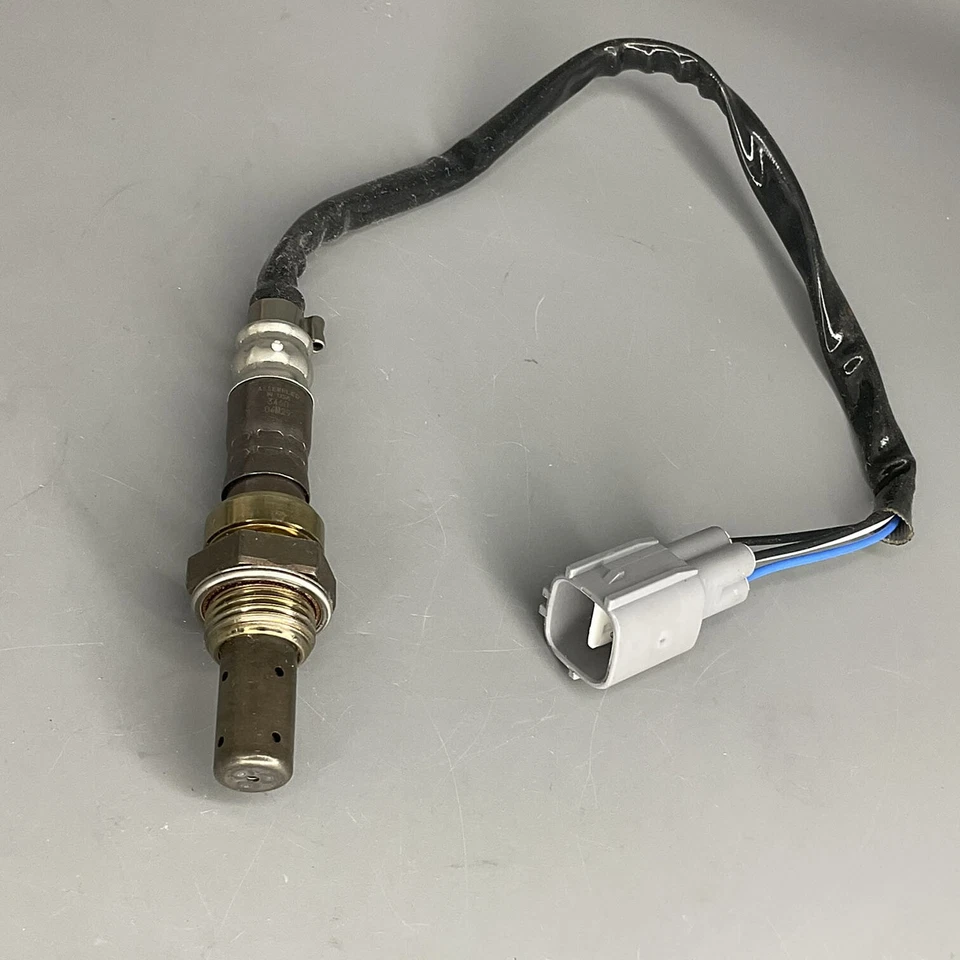 Sensor de oxígeno BOSCH OE 15926 para 1997-2004 Subaru Outback Toyota Camry Solara Foto 3 de 4