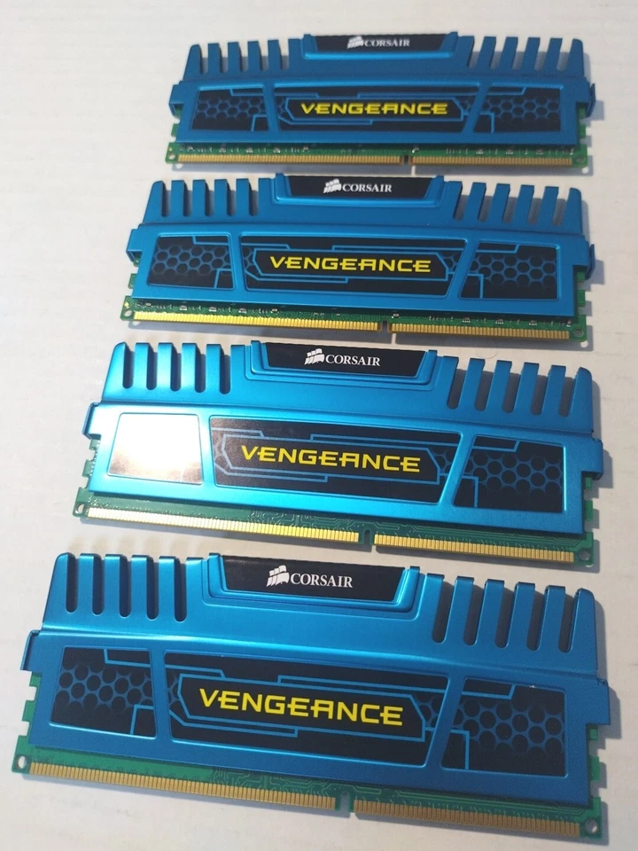 CORSAIR VENGEANCE 16GB KIT 4x4GB DDR3 1600MHZ CMZ16GX3M4A1600C9B GAMING Ram DIMM - Image 2 of 4