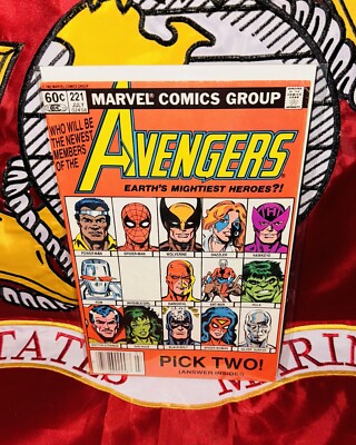 Avengers #221 (Marvel 1982) She-Hulk and Hawyeye join the Avengers