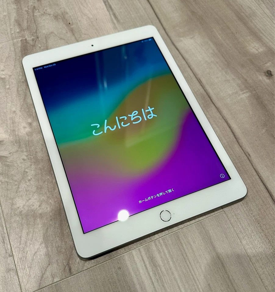 Apple iPad 6th Gen - 9.7" Display 32GB Wi-Fi Silver Color with Bundle Accesories - Image 2 of 4