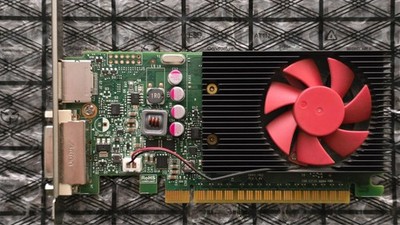 HP GeForce GT 730 2 GB DDR3 DVI, DisplayPort PCI-E - GPU Grafikkarte
