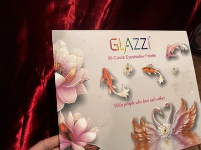 GLAZZI 99 Color Eyeshadow Palette Glitter & Shimmer, Assorted Brown Green Red