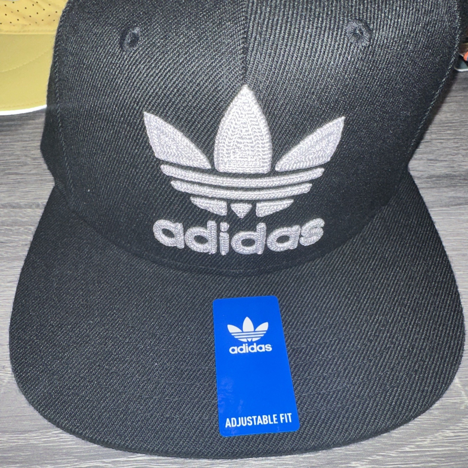 Adidas Men's Originals Trefoil Chain Snapback Flatbrim Hat Black/White