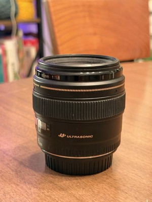 Canon EF 85mm f/1.8 USM Portrait Ultrasonic Lens - Tested & Works