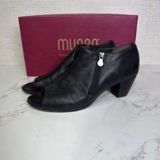 MUNRO 9 Kid Leather Luisa Peep Toe Zipper Hee...