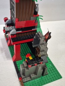 LEGO Ninja: Robber's Retreat (6088). Not Complete. Missing Pcs & Instructions