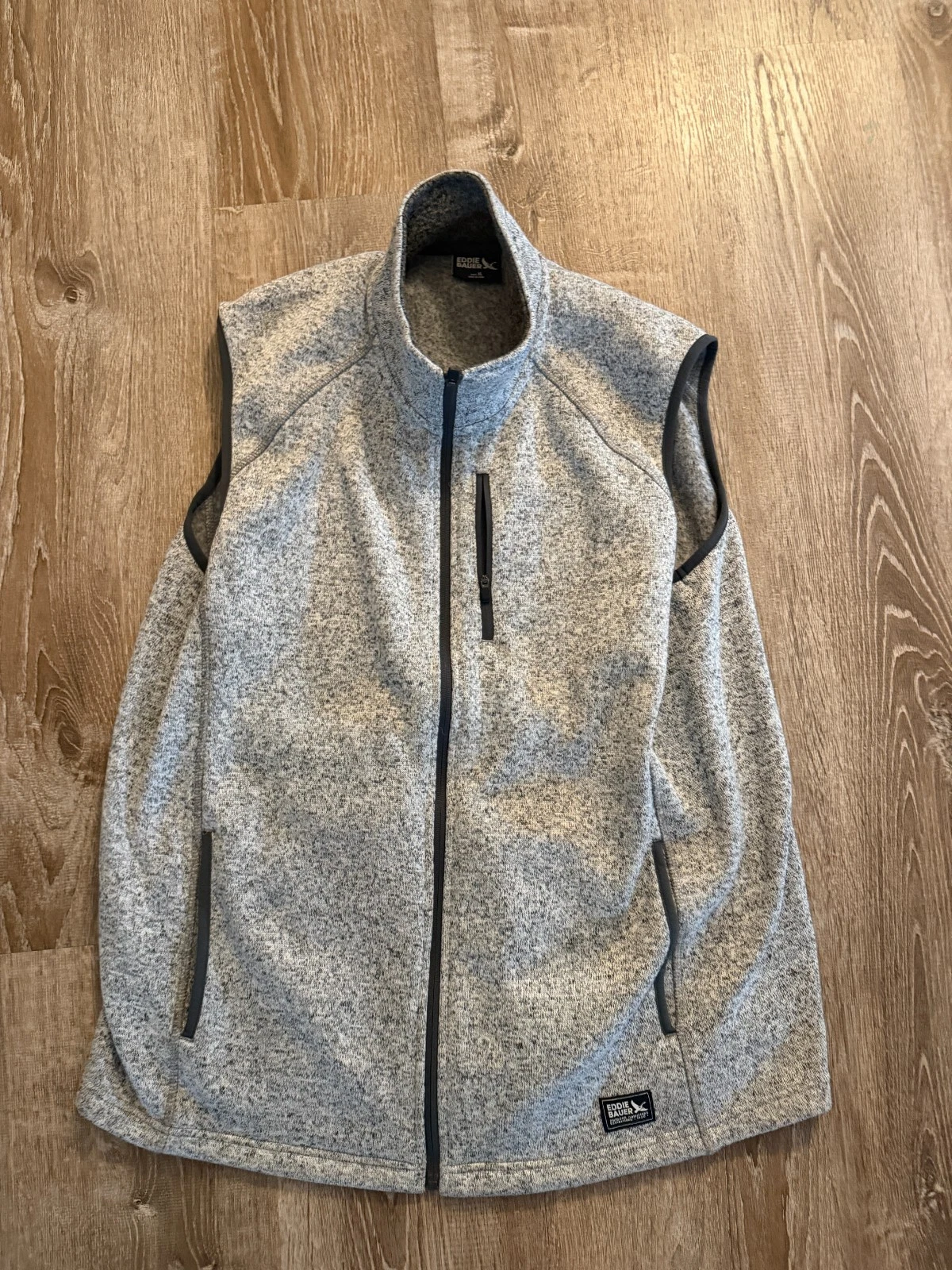 Eddie Bauer Mens Fleece Vest Gray Full Zip Pockets Size XL Outdoor Hiking
Opens in a new window or t