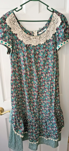 Vestido Pradera Hawaiano De Colección Liberty House x Sun Babies Muu Muu Ditsy Estampado Mediano - Imagen 2 de 9