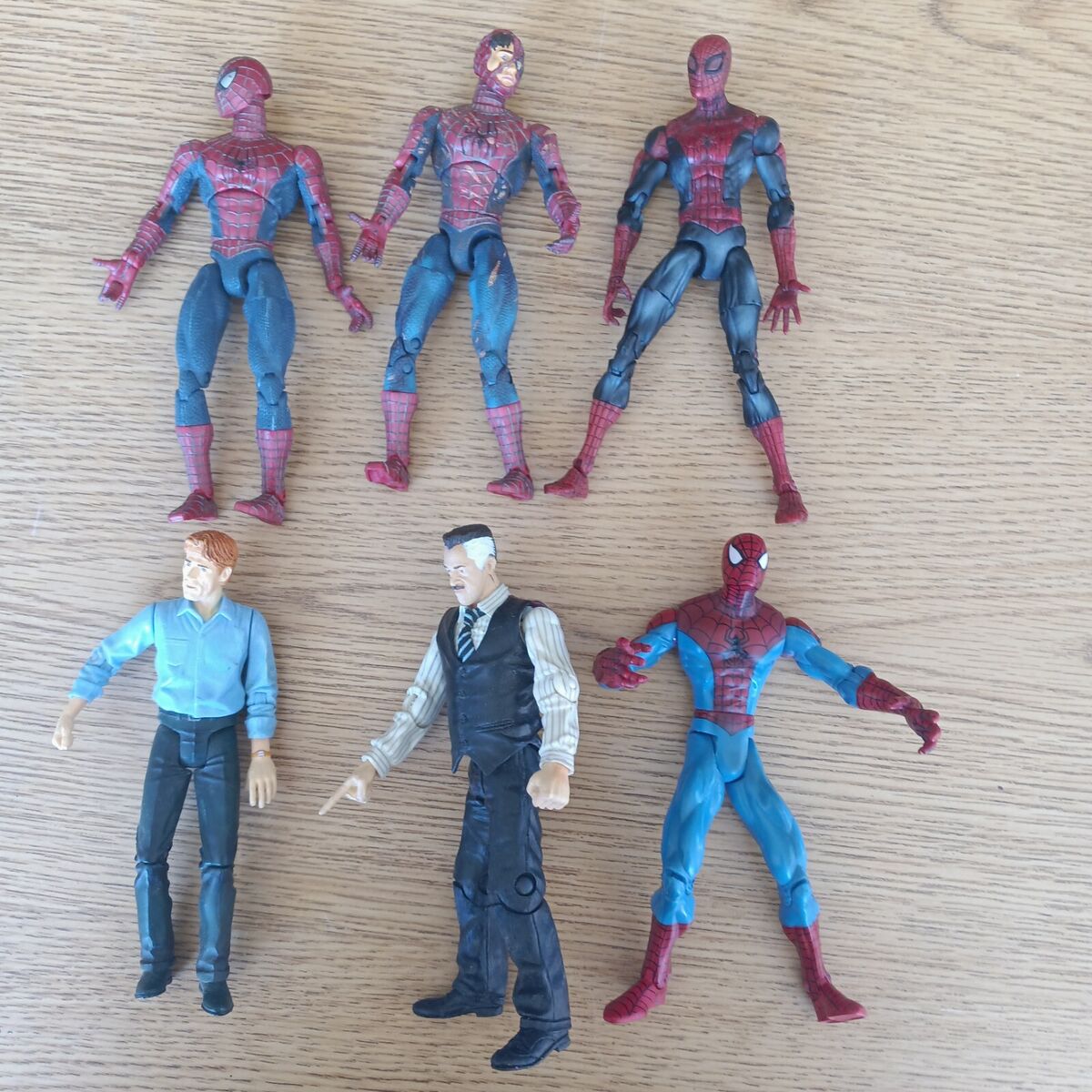 ToyBiz Spider-Man 2: Super Poseable Spider-Man Action Figure ToyBiz Spider-Man 2: Super Poseable Spider-Man Action Figure