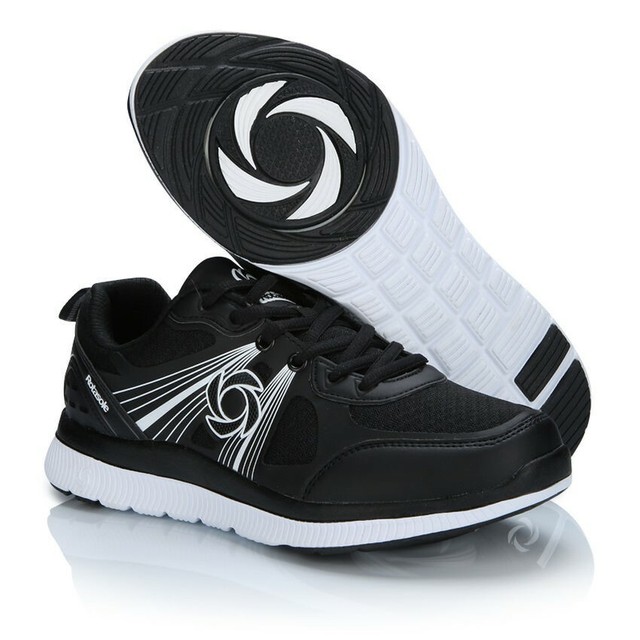 womens black tennis shoes with black soles