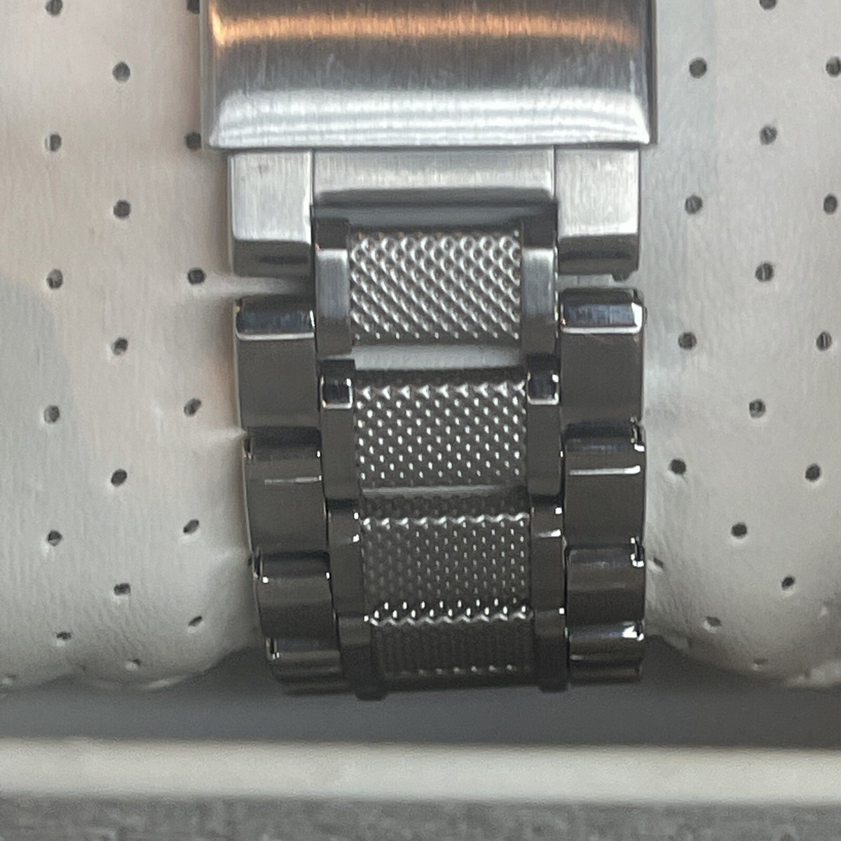 Diesel Dz-1370 Quartz Analog Watches Excellent Condition | eBay