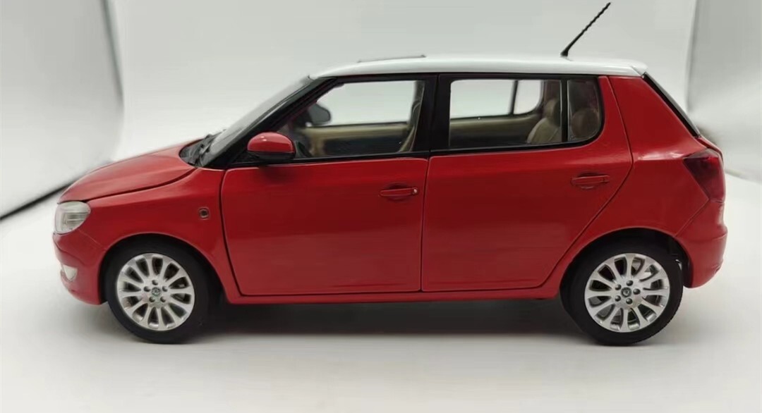 1/18 Skoda Fabia car model second-generation | eBay