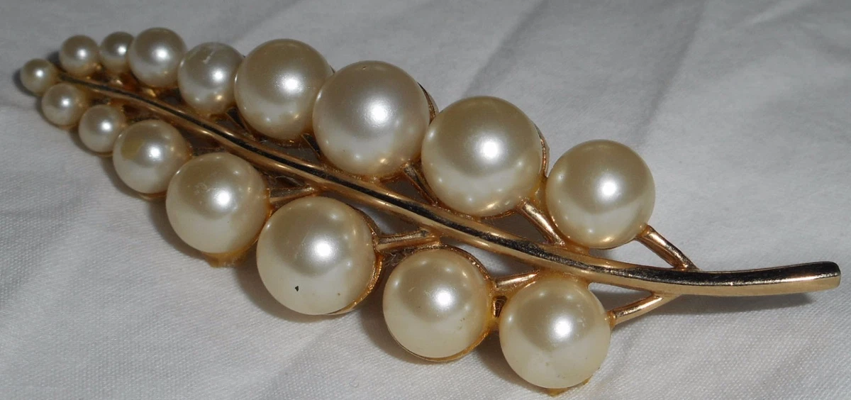 COROCRAFT Vintage 1960 s Brooch Pin Leaf Pearls Gold Metal eBay