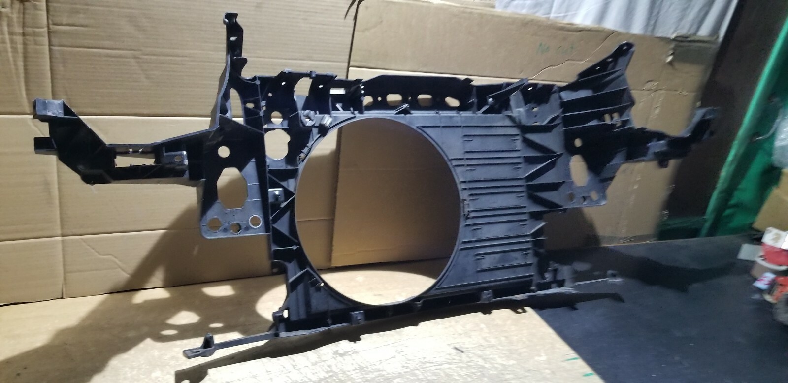 BMW MINI COOPER 1.6 PETROL FRONT RADIATOR SLAM PANEL HOUSING