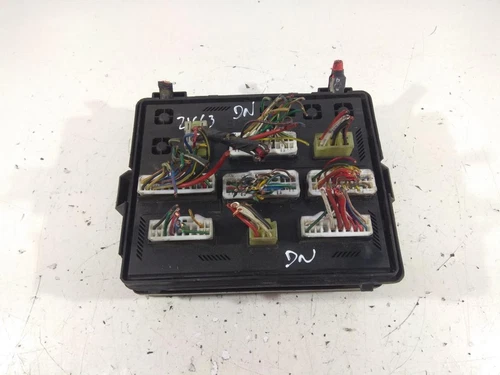 Caja Reles/Fusibles para SSANGYONG RODIUS * 2009 1814669 - Imagen 1 de 7